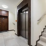 3 Bedroom Apartment With Balcony - Skawinska 18